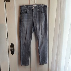 Gray Loft Curvy Skinny Crop Jeans size 10